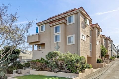 Photo of 318 Penn St #2, El Segundo, CA 90245 (MLS # SB26070458)