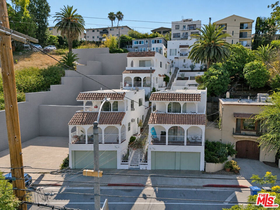722 Echo Park Avenue