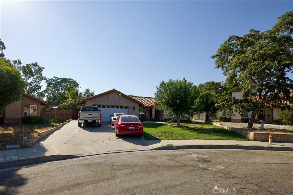 Charming single-level, 3-bedroom, 2-bath home located on a cul-de-sac in Yucaipa. This inviting property features 1595 square feet and a good size lot of approximately 10,500 square feet with an added bonus: a one-bedroom, one-bath ADU, perfect for in-law quarters or potential rental income.
The home has been beautifully upgraded, showcasing a stunning kitchen with white cabinets, waterfall quartz countertops, and a decorative tiled backsplash. Additional features include newer windows, new flooring throughout, a wine fridge, an upgraded primary bathroom, ceiling fans, solar energy, a tankless water heater, and newer A/C. This home is gorgeous!
The private backyard is ideal for relaxation, complete with a fire pit and fruit trees. This home is a must-see, reflecting pride of ownership, and is ready for the next family to create lasting memories. Schedule your private showing today!
