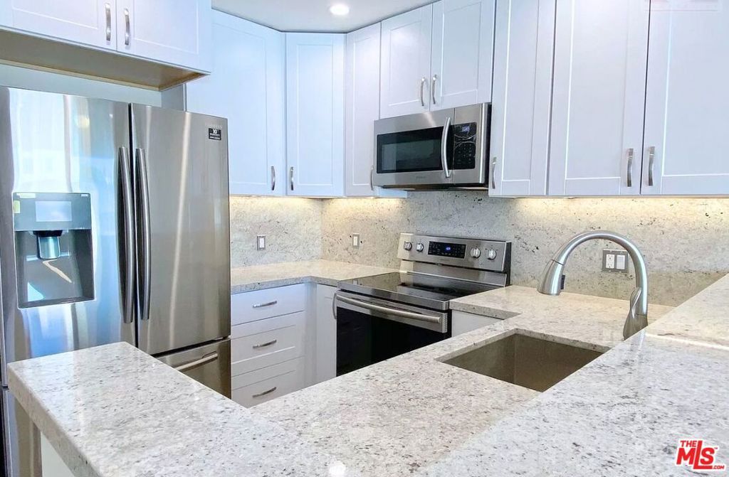 Photo of 1731 Colby Avenue #202, Los Angeles, CA 90025 (MLS # 26665977)