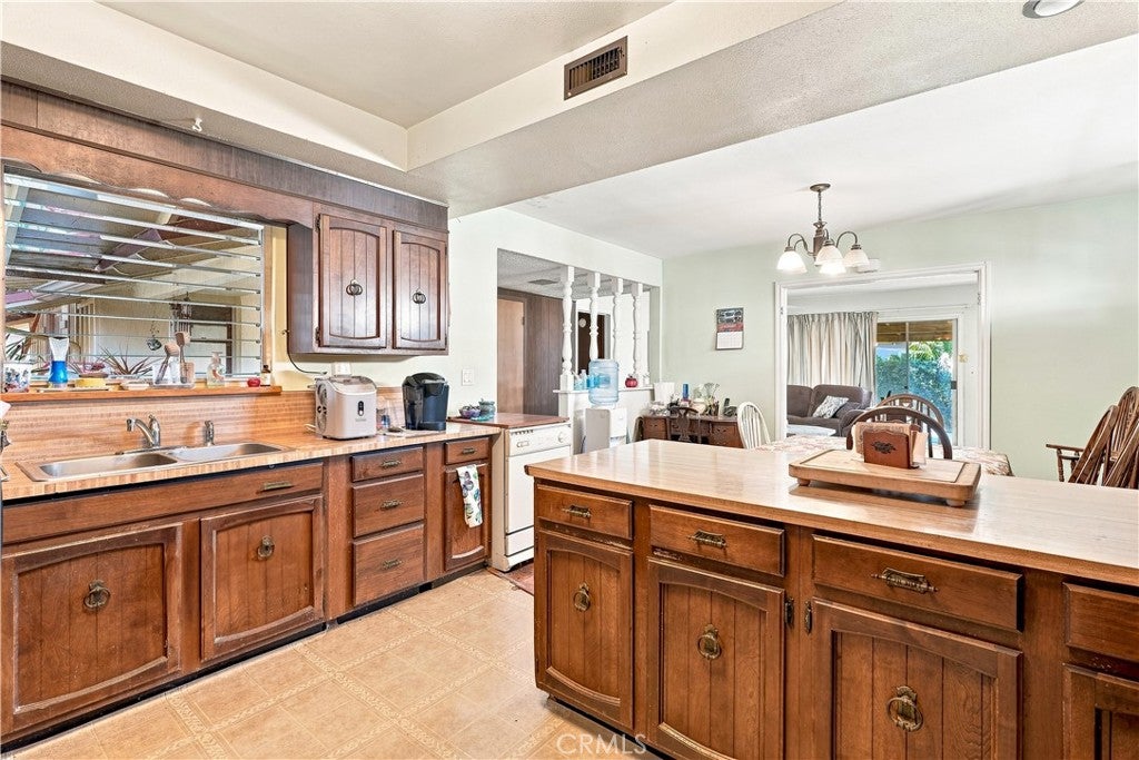6222 Chickasaw Dr