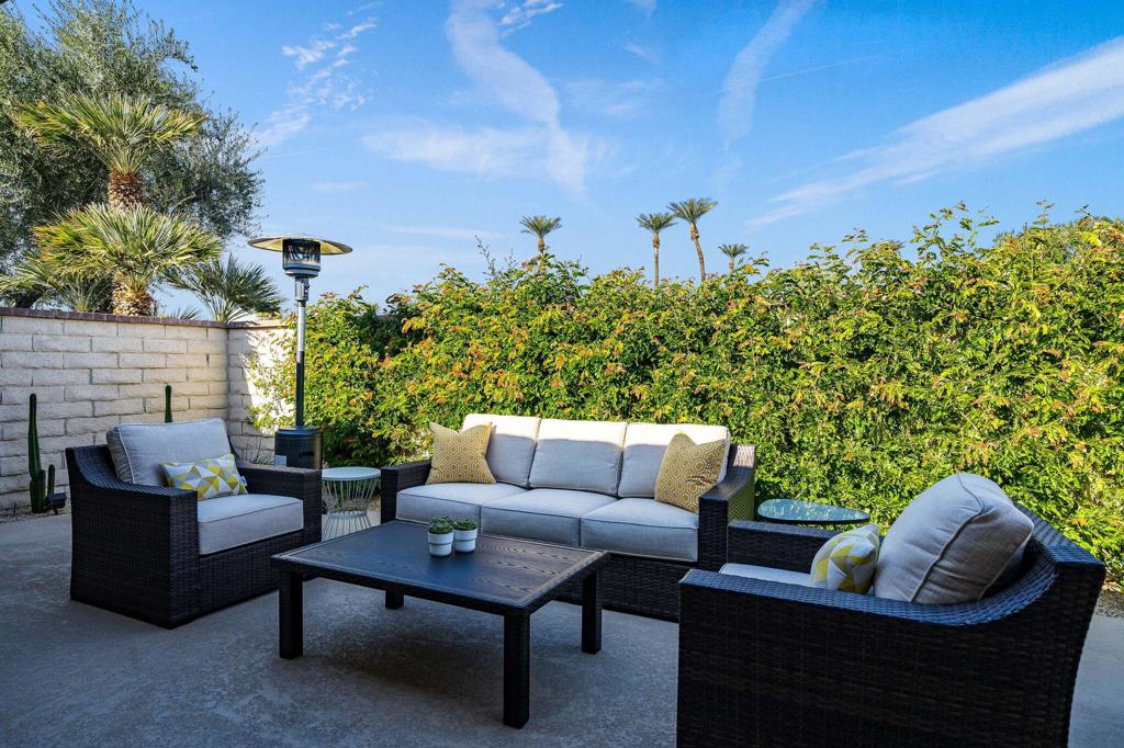 The Springs C.C. - Residential