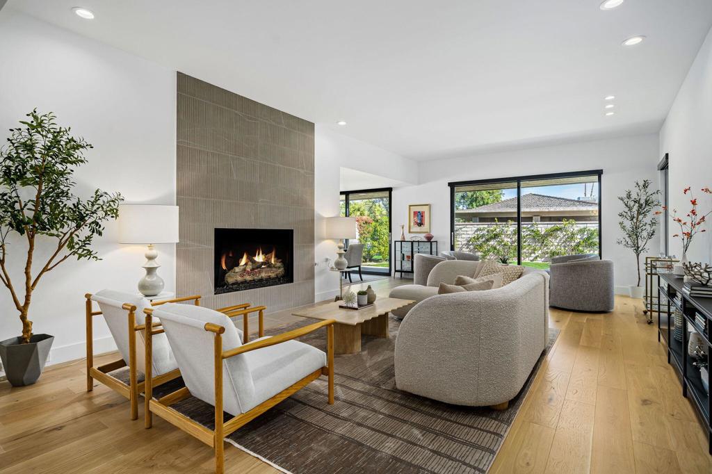 The Springs C.C. - Residential