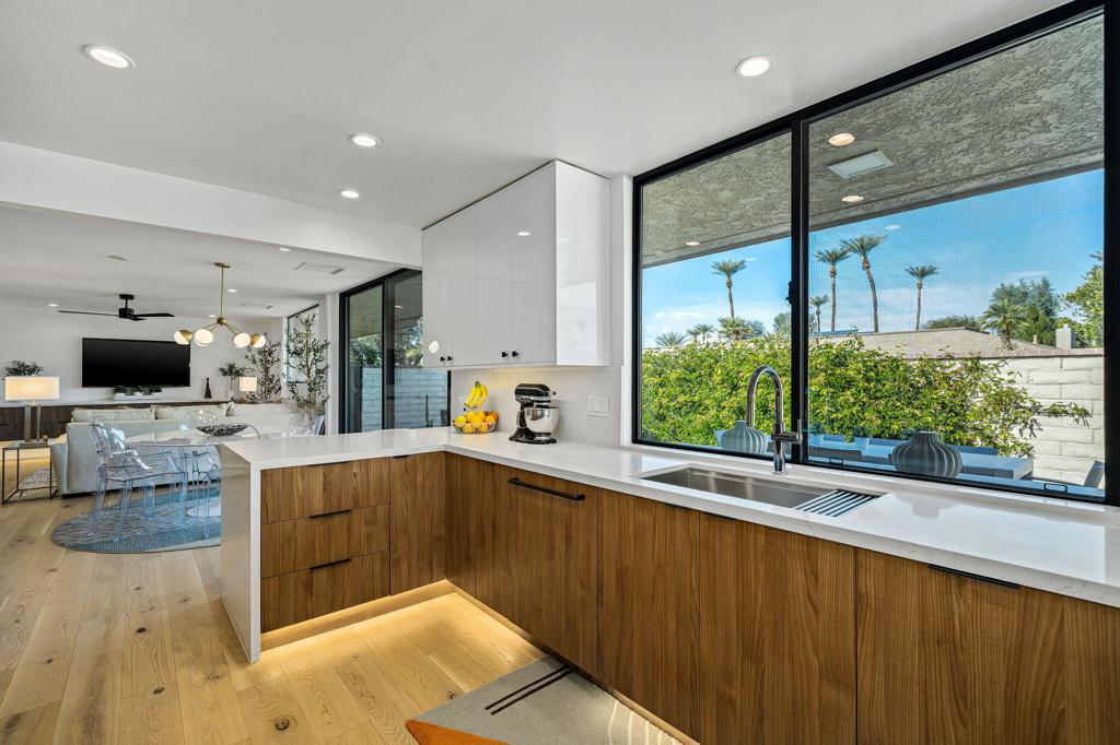 The Springs C.C. - Residential