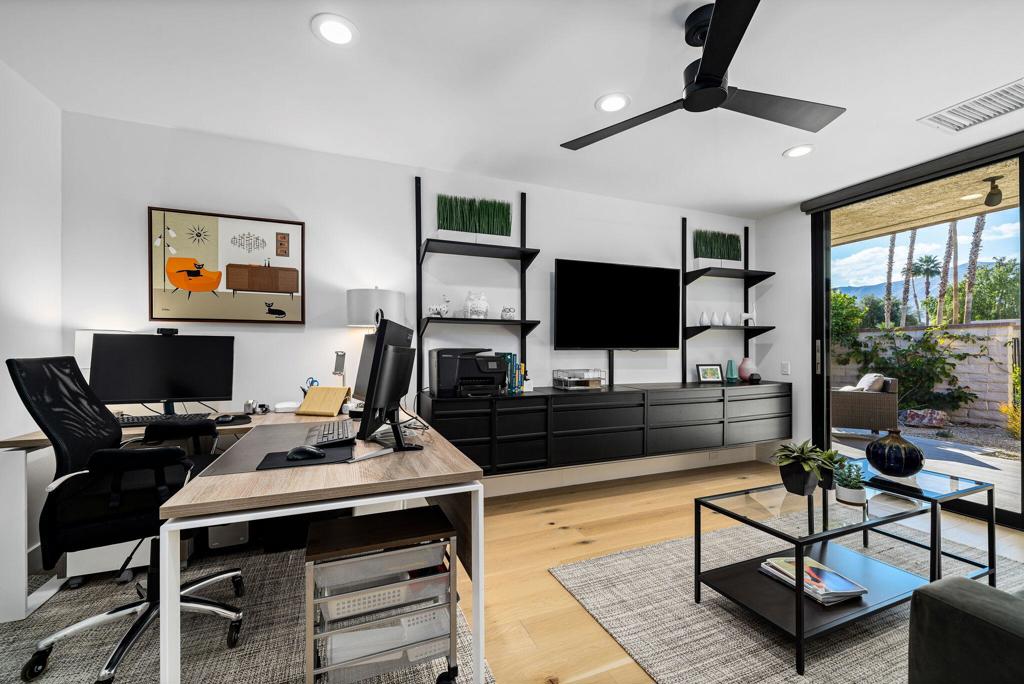 The Springs C.C. - Residential