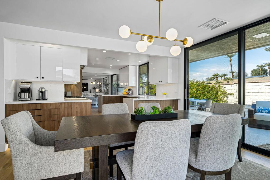 The Springs C.C. - Residential