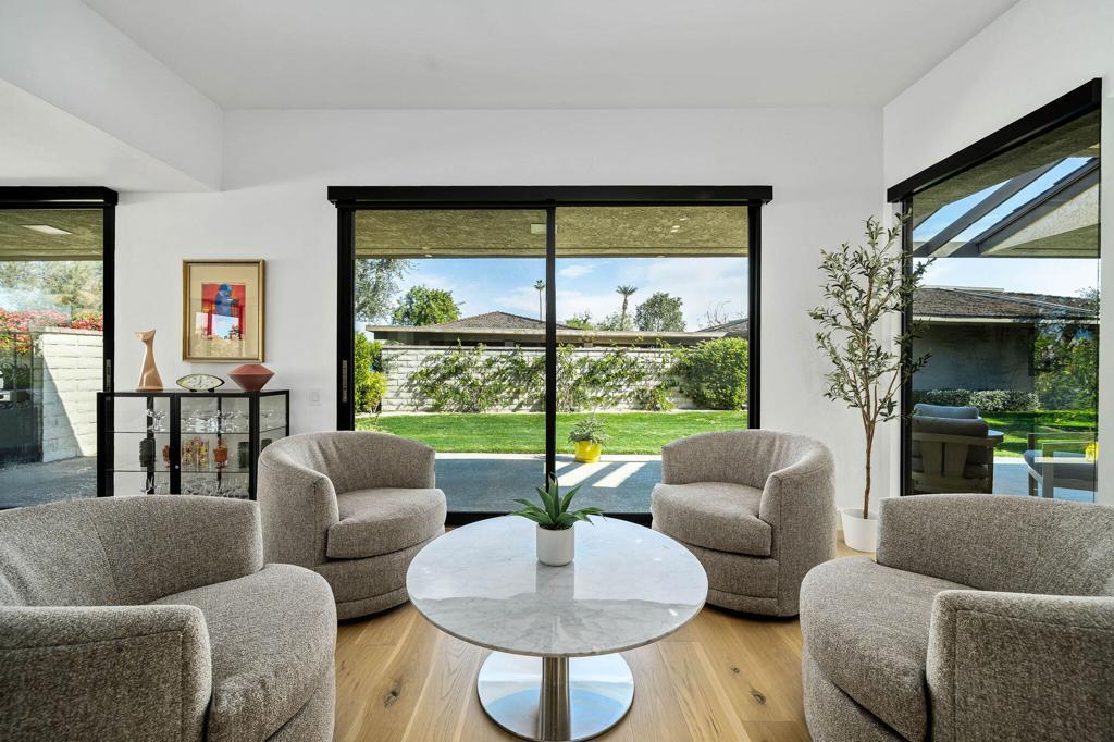 The Springs C.C. - Residential