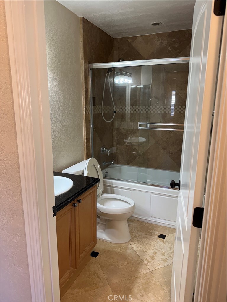 Glen (NW) (GL) - Residential Lease