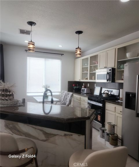 Photo of 11465 N Oxford Lane, Porter Ranch, CA 91326 (MLS # SR26102275)