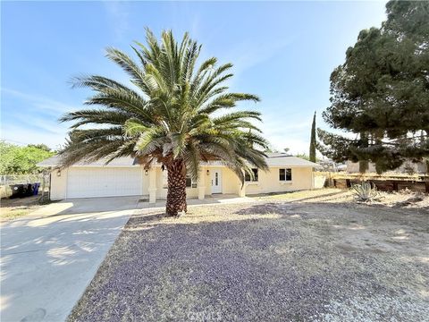 Photo of 15807 Sitting Bull St, Victorville, CA 92395 (MLS # HD26081176)