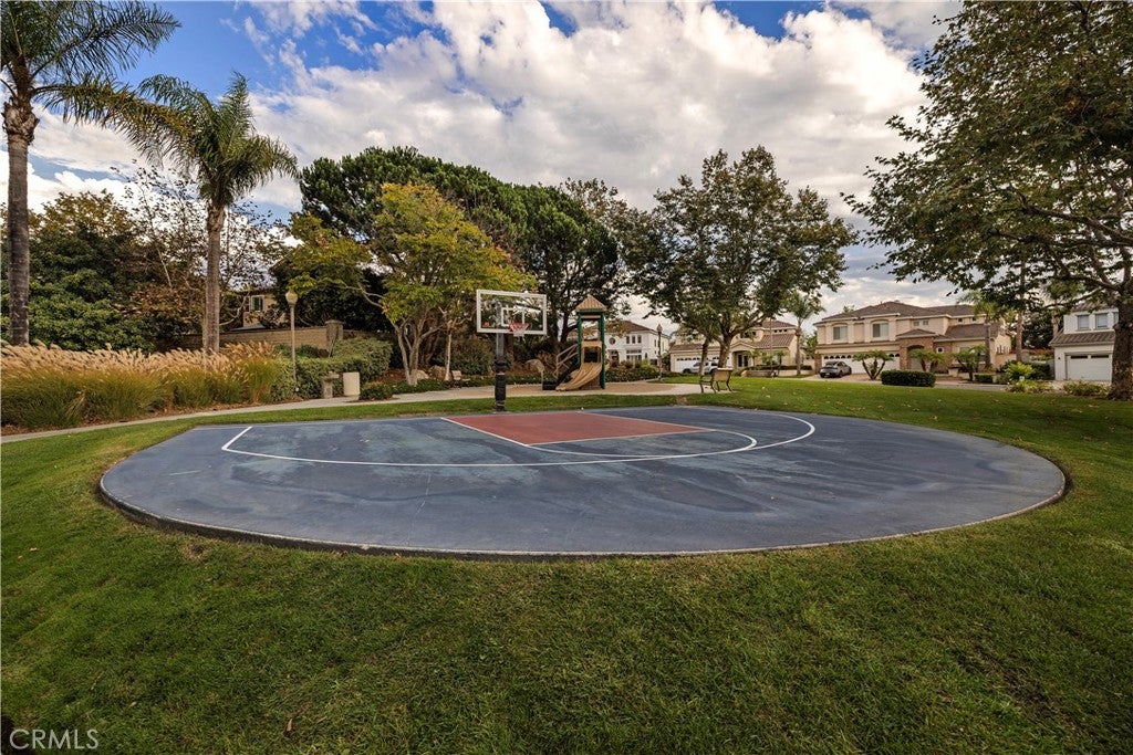 14 Pembroke Ln, Laguna Niguel CA 92677 - Photo 37