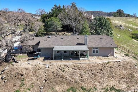 Tiny photo for 27100 Barkes Way, Tehachapi, CA 93561 (MLS # OC26049256)