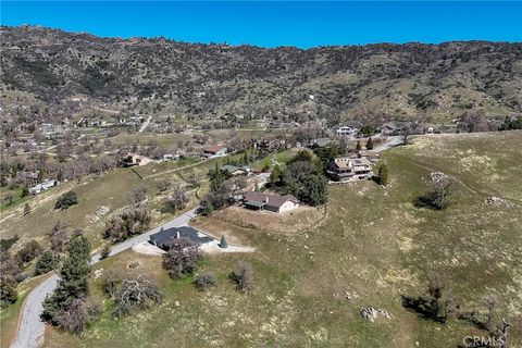 Tiny photo for 27100 Barkes Way, Tehachapi, CA 93561 (MLS # OC26049256)