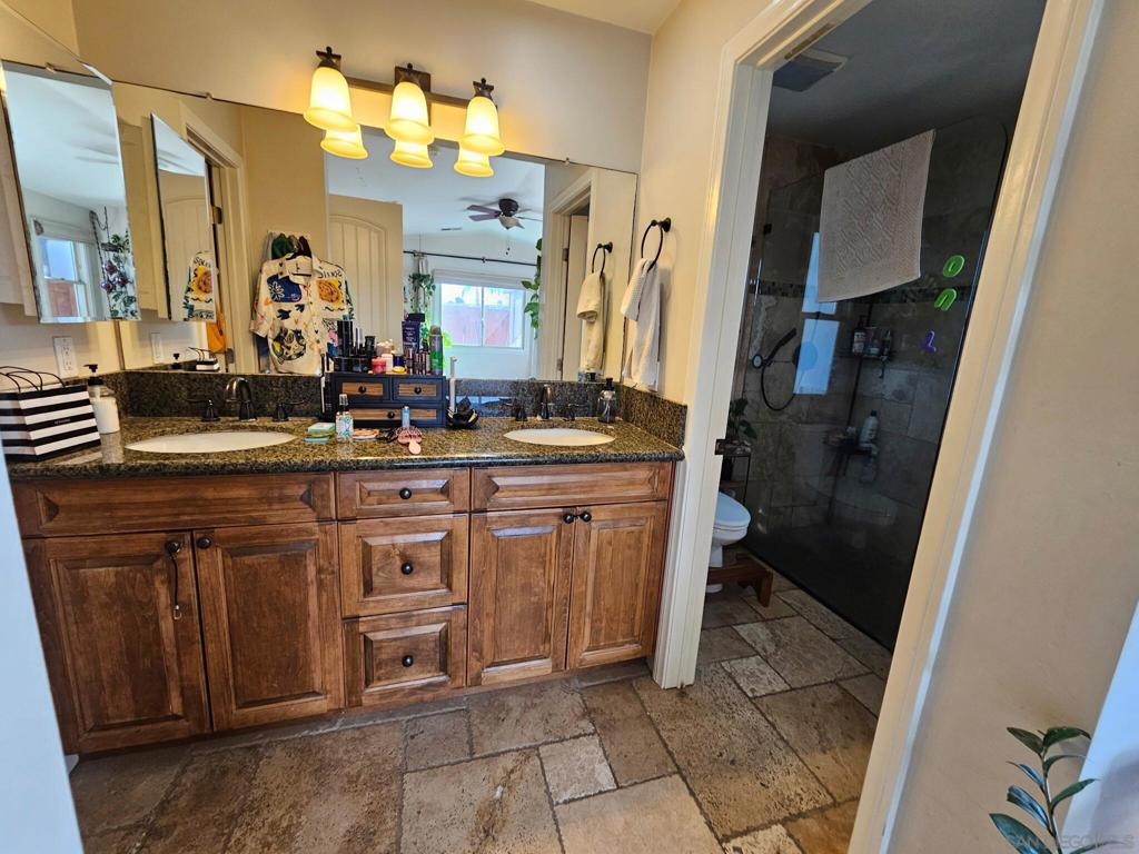 2163 San Clemente