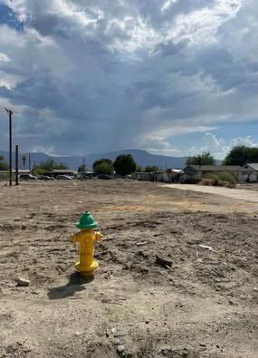 Vacant COMMERCIAL land spanning 5,662 square feet and close proximity to key amenities. This parcel offers a blank canvas for realizing your business aspirations. Whether you're an investor seeking a promising venture or and entrepreneur envisioning a signature establishment this land will help make those ambitions a reality. Lot next door is also for sale.