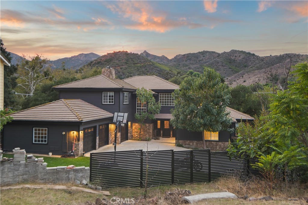 2514 Sierra Creek