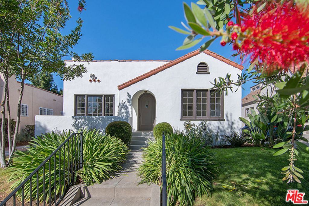 listing image 130722105360435811876