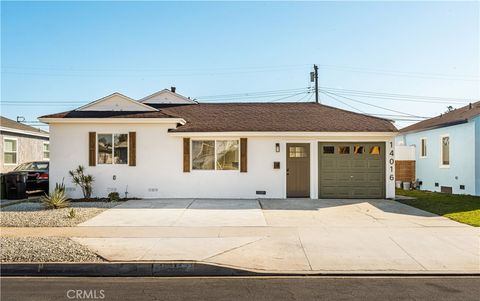 14016 S Albertson Avenue Compton CA 90222