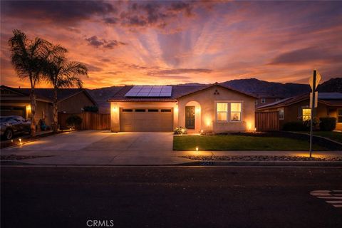 684 Julian San Jacinto CA 92582