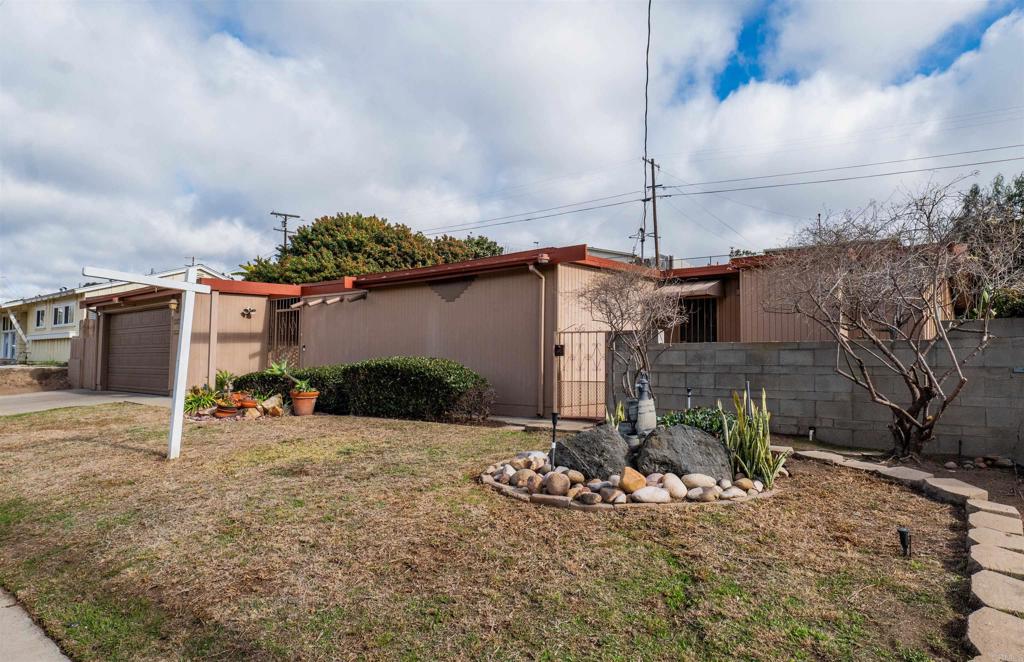 5283 Chollas Pkwy