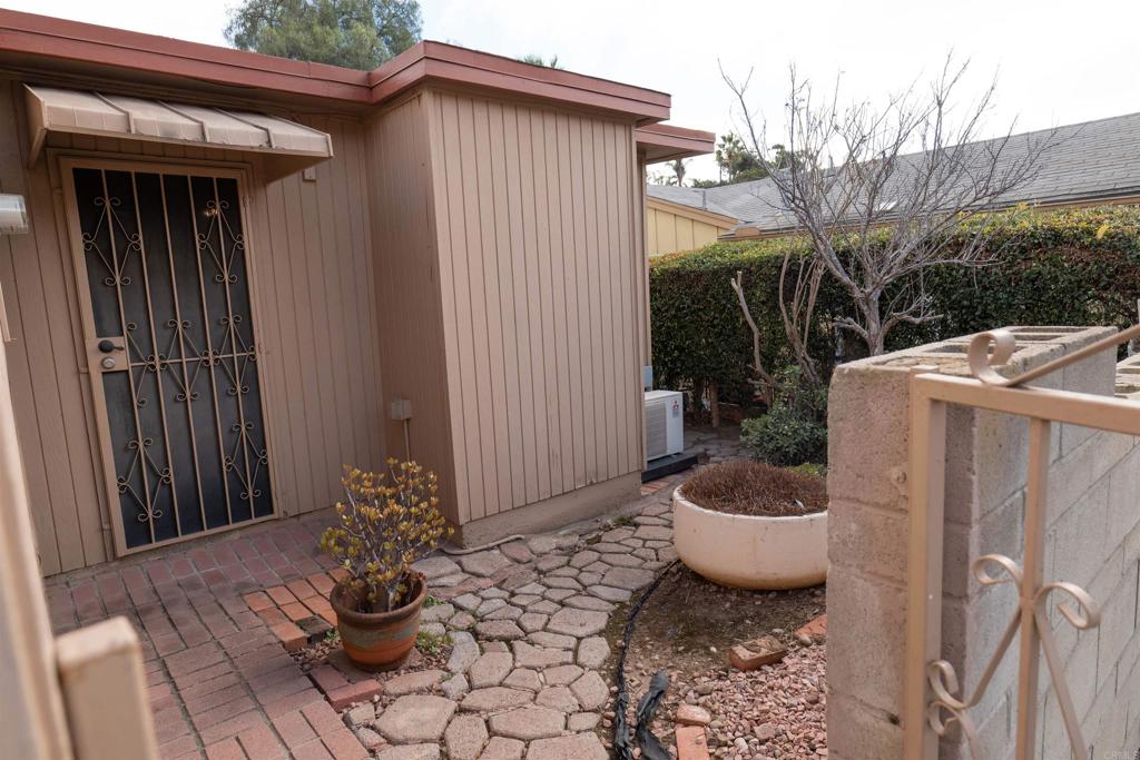 5283 Chollas Pkwy