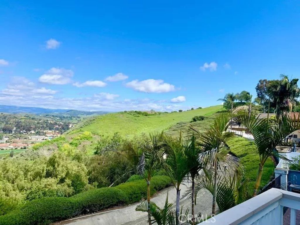 Photo of 12 Saint Croix, Laguna Niguel, CA 92677 (MLS # OC26066989)