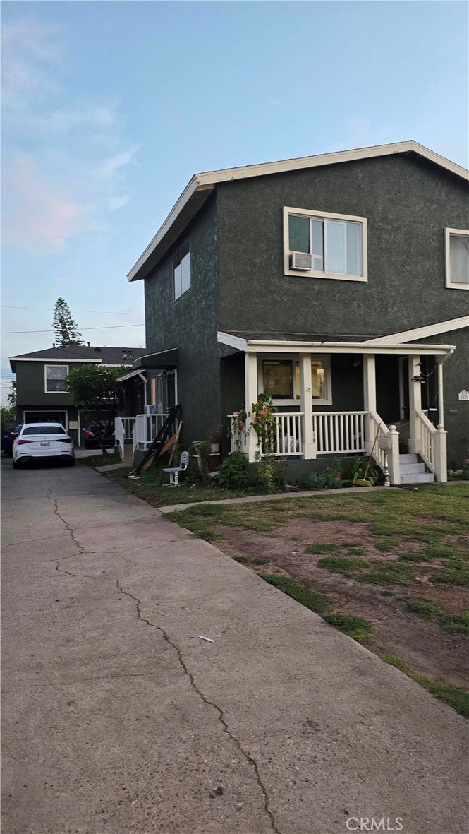 4826 E 60th