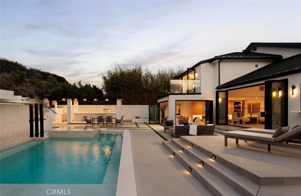 919 Sandcastle Drive