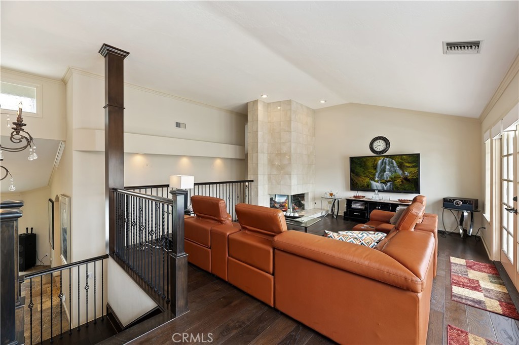 870 Encanto Street