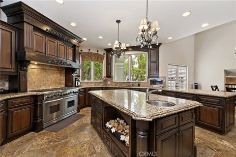 870 Encanto Street Corona CA 92881