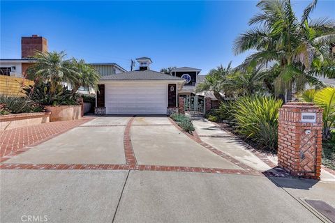 Photo of 231 Avenida Princesa, San Clemente, CA 92672 (MLS # OC23198616)