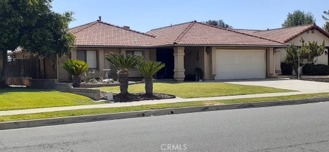 Photo of 1484 Pepper Tree Drive, Hemet, CA 92543 (MLS # SW25252073)