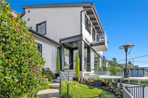 Tiny photo for 31502 Mar Vista Ave, Laguna Beach, CA 92651 (MLS # LG26010990)