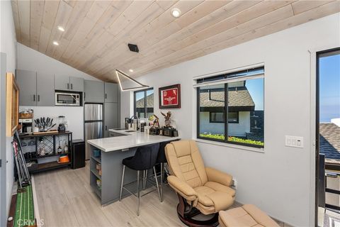 Tiny photo for 31502 Mar Vista Ave, Laguna Beach, CA 92651 (MLS # LG26010990)