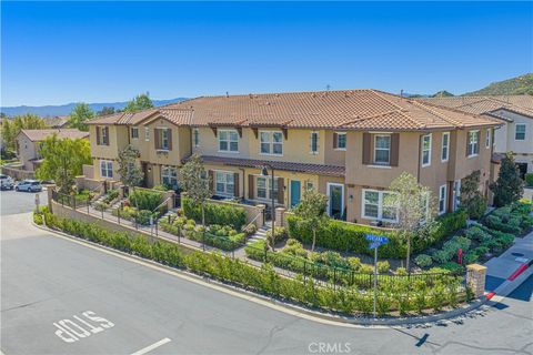 Photo of 28706 Jardineras Dr Dr, Valencia, CA 91354 (MLS # SR26051053)