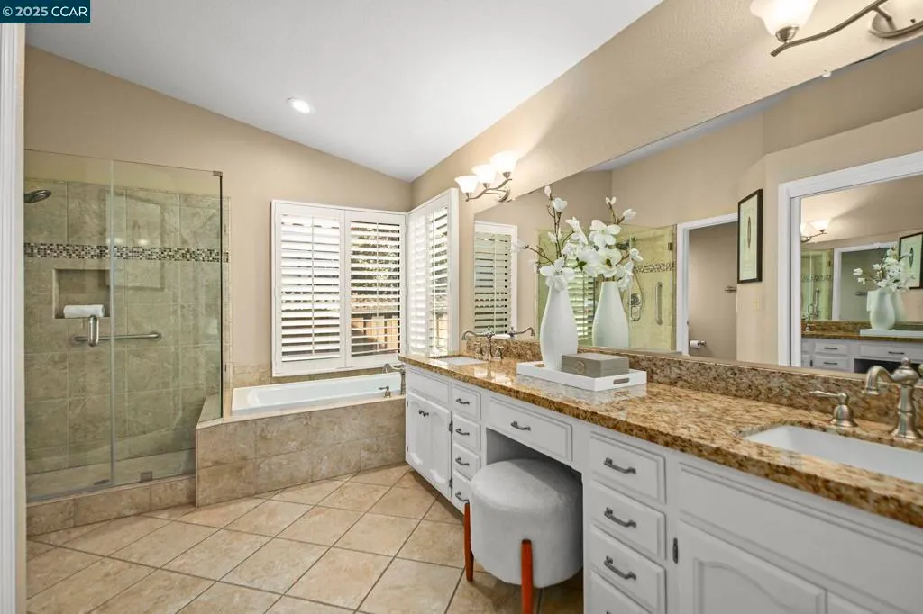 San Ramon, California 94582, United States, 4 Bedrooms Bedrooms, ,2 BathroomsBathrooms,Residential,Active,215364