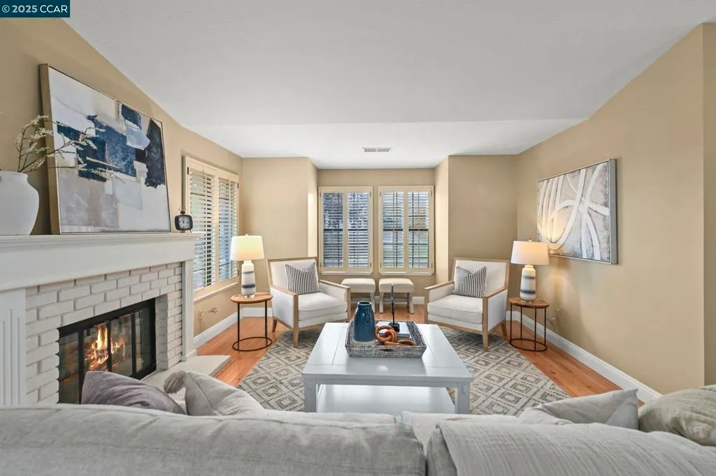 San Ramon, California 94582, United States, 4 Bedrooms Bedrooms, ,2 BathroomsBathrooms,Residential,Active,215364