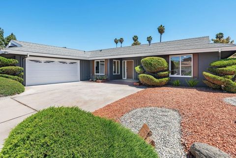 16751 Alondra Dr San Diego CA 92128