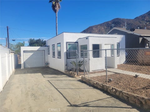 Photo of 33174 Tetterington ST, Lake Elsinore, CA 92530 (MLS # SW26194848)
