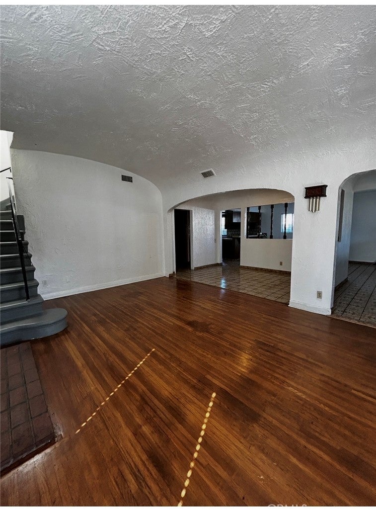 111 Everett