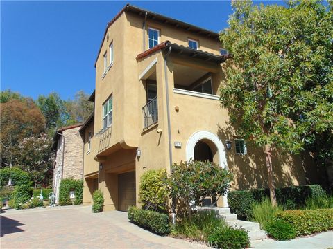 Photo of 57 Gingerwood, Irvine, CA 92603 (MLS # OC26119255)