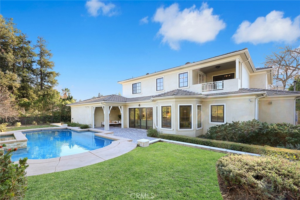 327 Oxford Drive
