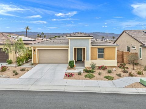 Photo of 39840 Felicita Parkway, Palm Desert, CA 92211 (MLS # 219146303DA)