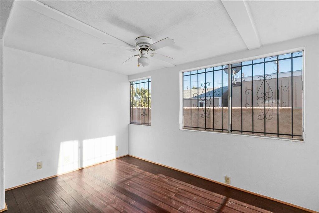 Tri Palm Estates - Manufactured In Park