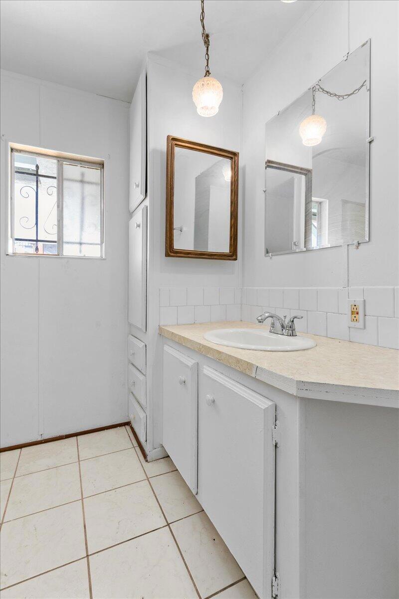 Tri Palm Estates - Manufactured In Park