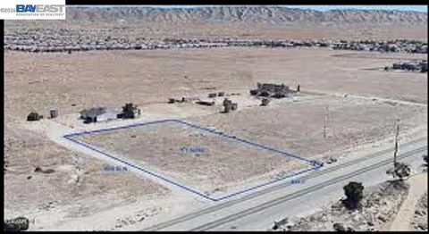 Photo of H-6X46 Avenue H-6 BLVD, Lancaster, CA 93536 (MLS # 41134347)