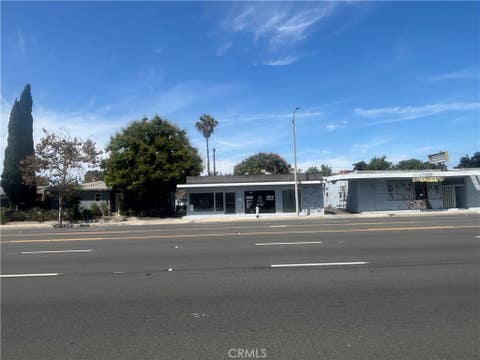 Photo of 1823 W 17th St, Santa Ana, CA 92706 (MLS # PW26183844)