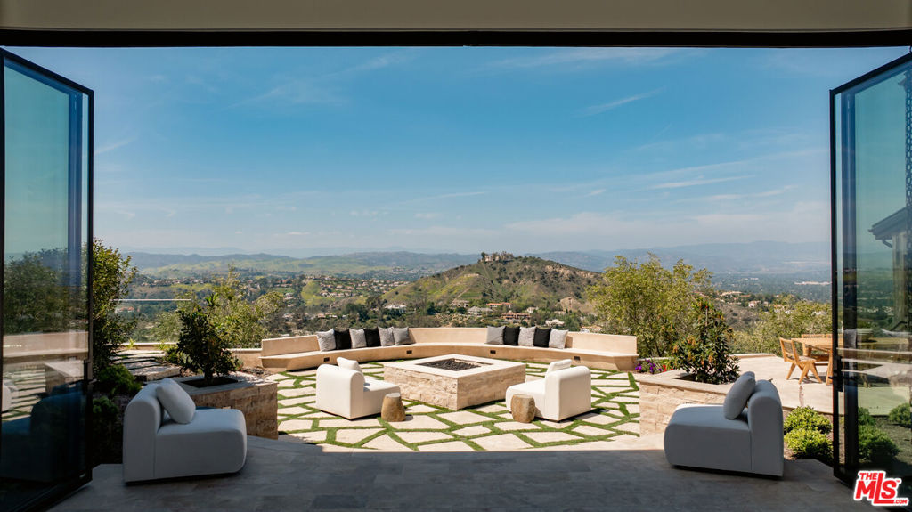 3121 Old Topanga Canyon Road