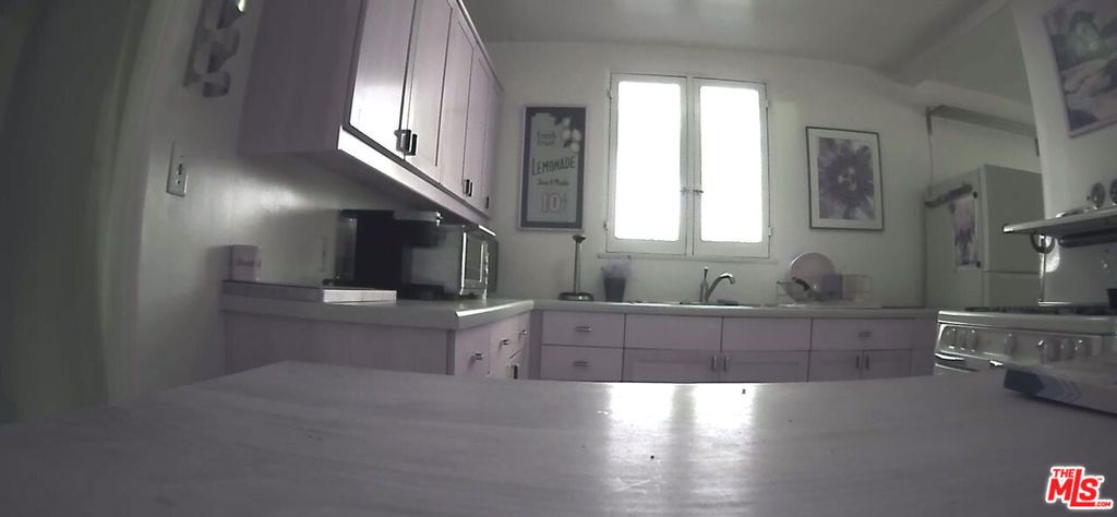 Photo of 439 Mesa Road, Santa Monica, CA 90402 (MLS # 26671389)