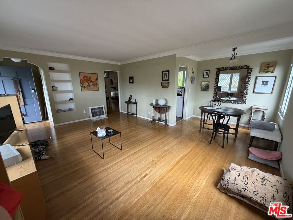 Photo of 439 Mesa Road, Santa Monica, CA 90402 (MLS # 26671389)